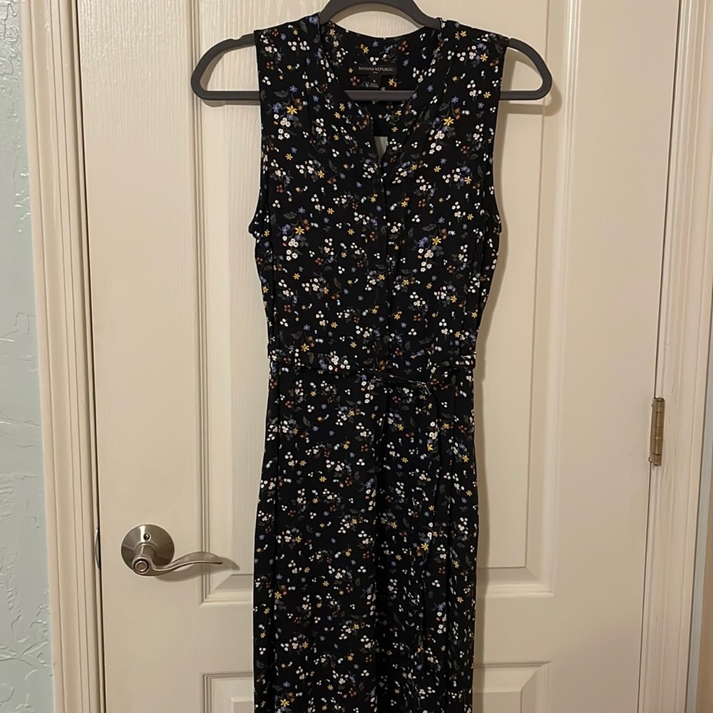 Banana Republic button up dress